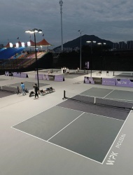 丙烯酸球场材料储存需谨慎，搞错易变质