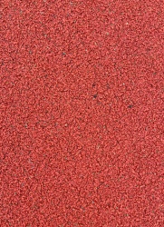 雨天会不会打滑？跑道材料的排水性能怎么样？